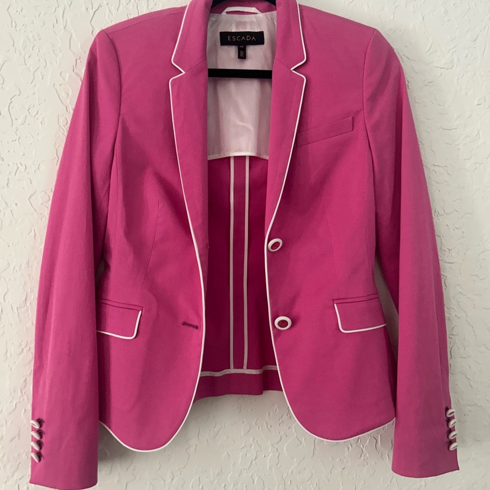 Escada Pink Blazer 90s
